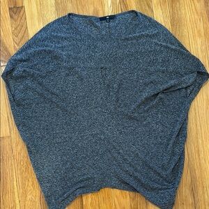 Jarbo Gray Batwing Sleeve Top